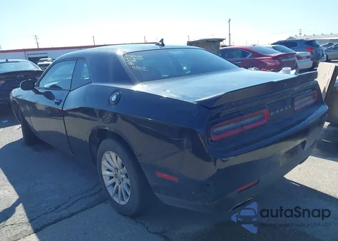 2016 Dodge Challenger Sxt z USA, uszkodzony, nr VIN 2C3CDZAG3GH331652